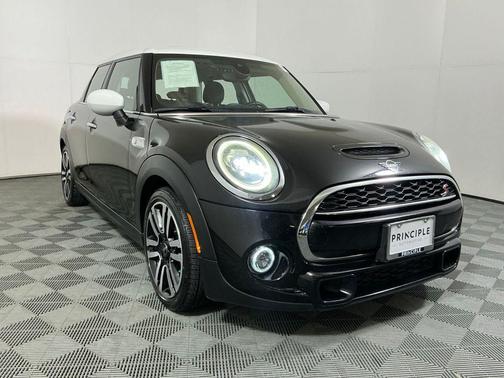 Midnight Black Metallic 2020 MINI Hardtop Cooper S