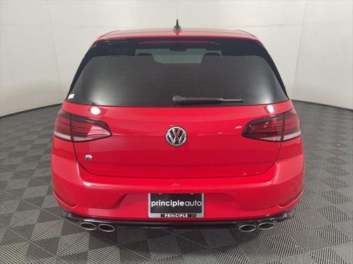 2019 Volkswagen Golf R 2.0T DSG