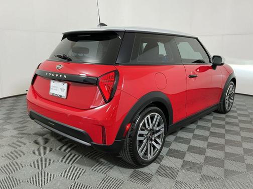 2025 MINI Hardtop Cooper