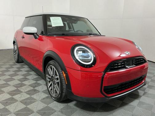 2025 MINI Hardtop Cooper