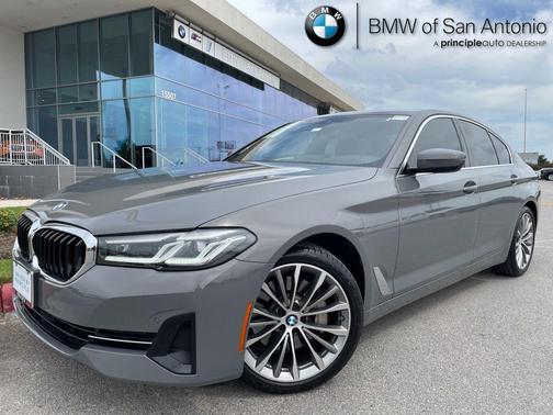 2022 BMW 530 i