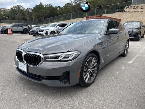2022 BMW 530 i
