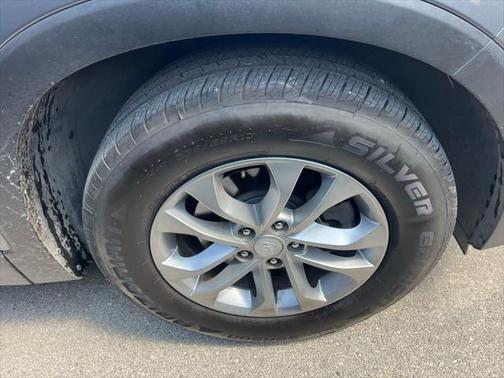 2019 Hyundai SANTA FE SE 2.4