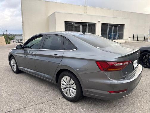 Platinum Gray Metallic 2019 Volkswagen Jetta 1.4T S