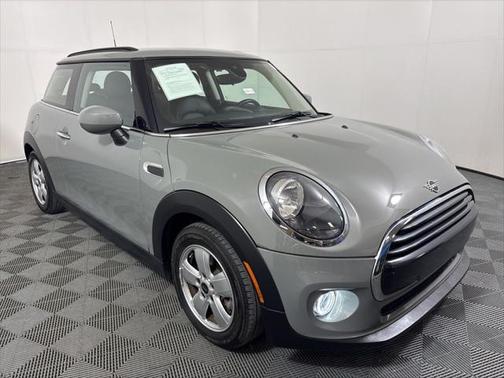 2021 MINI Hardtop Cooper