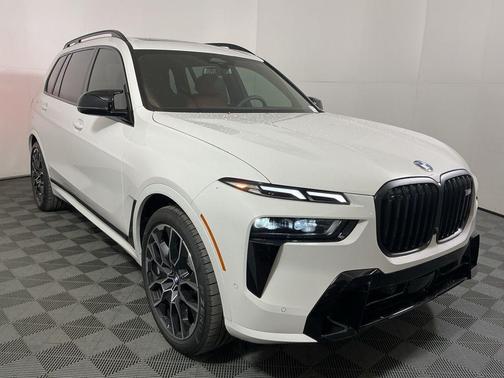 2026 BMW X7 M60i
