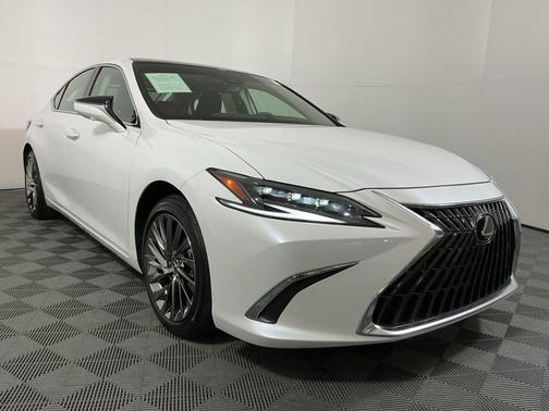 2025 Lexus ES 350 Ultra Luxury