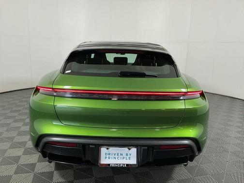2021 Porsche Taycan 4