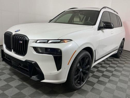 2026 BMW X7 M60i