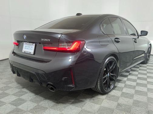 2023 BMW 330 330i