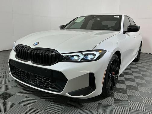 Mineral White Metallic 2025 BMW 330 330i