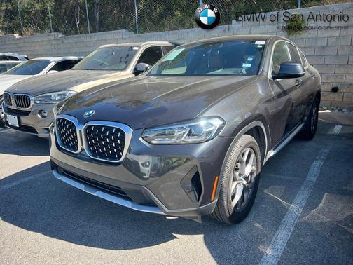 2023 BMW X4 xDrive30i