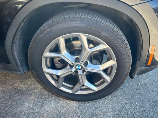 2023 BMW X4 xDrive30i