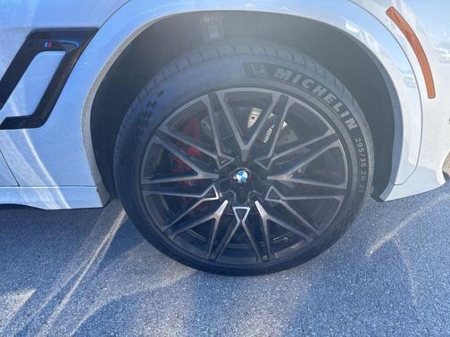 2023 BMW X6 M Base