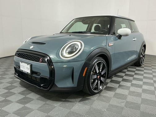 2023 MINI Hardtop Cooper S