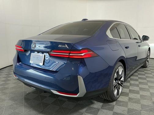 2026 BMW 530 530i
