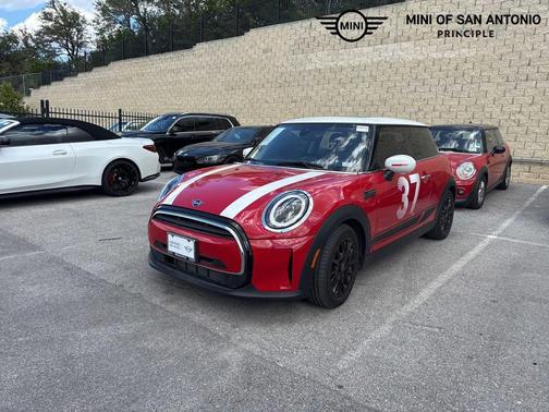 2024 MINI Hardtop Cooper