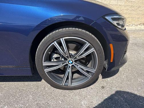 2020 BMW 330 330i