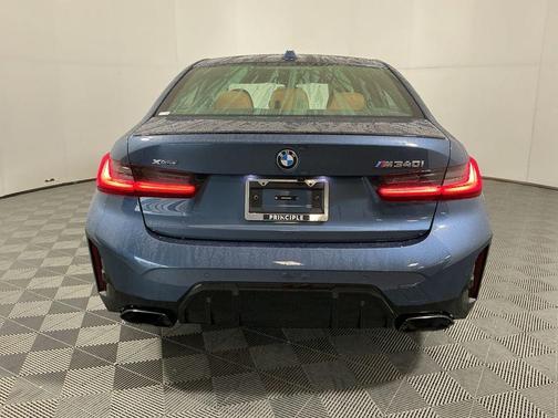 2025 BMW M340 xDrive