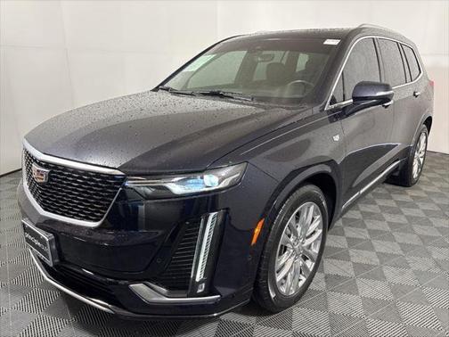 2022 Cadillac XT6 Premium Luxury FWD