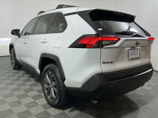 2024 Toyota RAV4 Hybrid XLE Premium