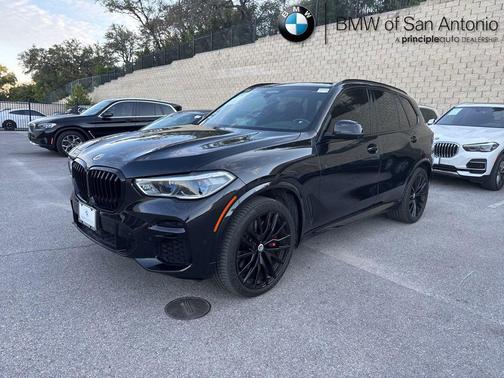 2023 BMW X5 M50i