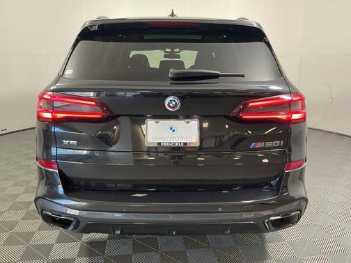 2023 BMW X5 M50i