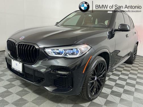 2023 BMW X5 M50i