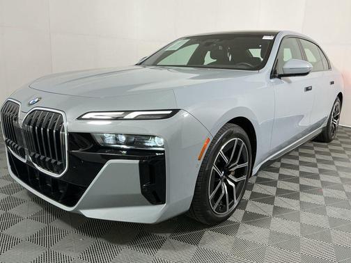 2023 BMW 760 i xDrive