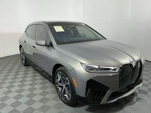 2025 BMW iX M60