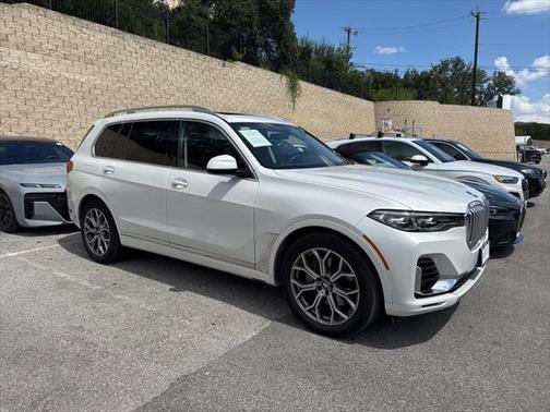 2022 BMW X7 xDrive40i