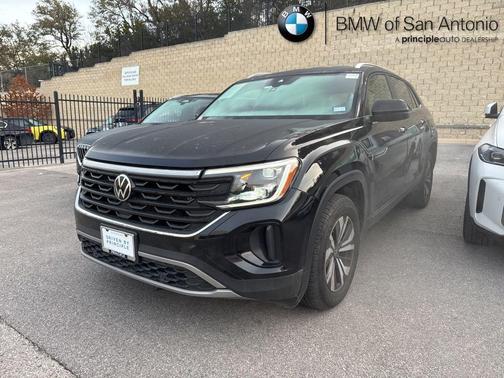 2024 Volkswagen Atlas Cross Sport 2.0T SE