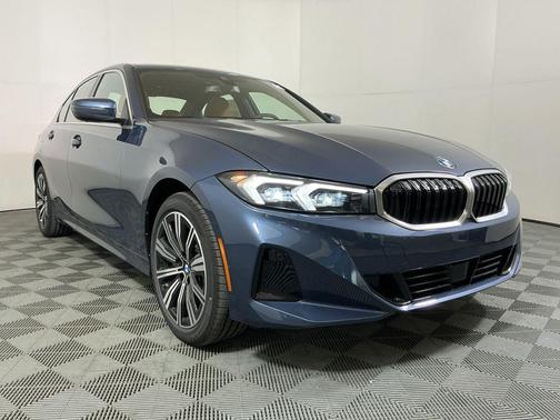Arctic Race Blue Metallic 2026 BMW 330 xDrive