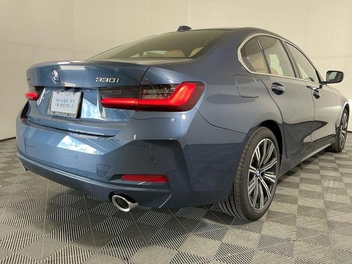 Arctic Race Blue Metallic 2026 BMW 330 xDrive