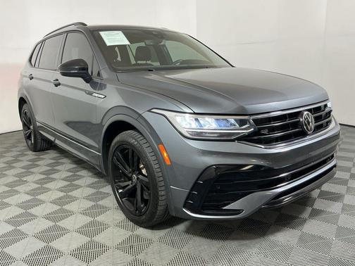 2023 Volkswagen Tiguan 2.0T SE R-Line Black
