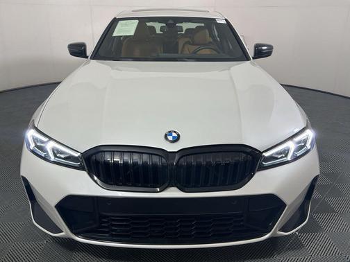2024 BMW 330 330i
