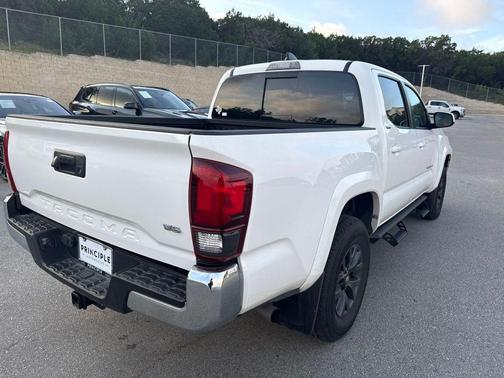 Ice Cap 2023 Toyota Tacoma SR5