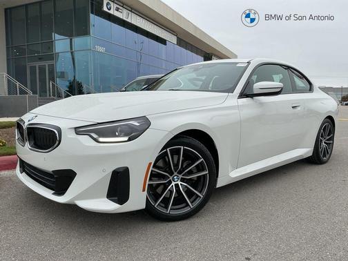 2024 BMW 230 230i