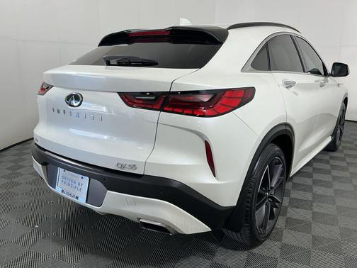 2022 INFINITI QX55 ESSENTIAL