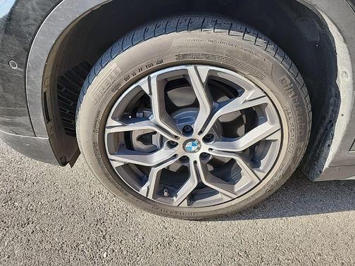 2022 BMW X1 sDrive28i