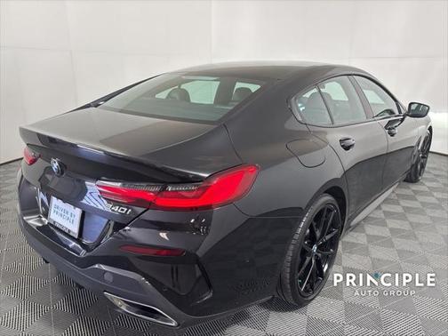 2022 BMW 840 i