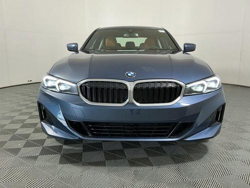 Arctic Race Blue Metallic 2026 BMW 330 330i