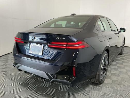2026 BMW 530 530i