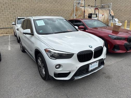 Alpine White 2016 BMW X1 xDrive 28i