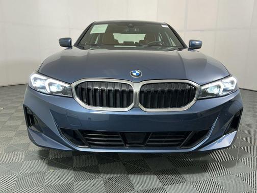2025 BMW 330 xDrive