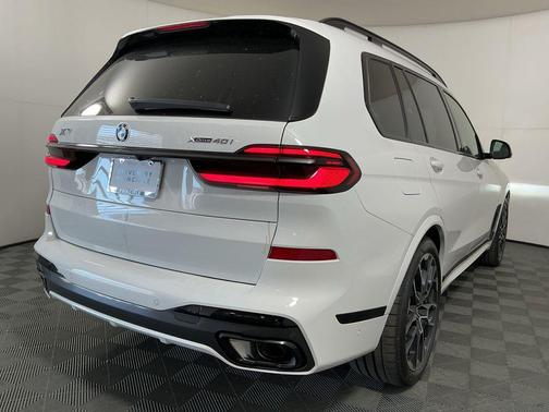 2026 BMW X7 xDrive40i