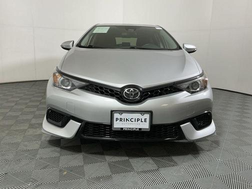 Classic Silver Metallic 2018 Toyota Corolla iM Base