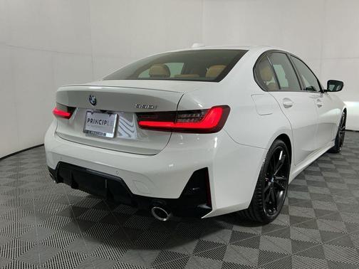 Alpine White 2023 BMW 330 330i