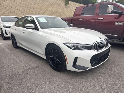 Alpine White 2023 BMW 330 330i