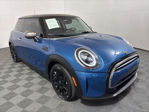 2024 MINI Hardtop Cooper